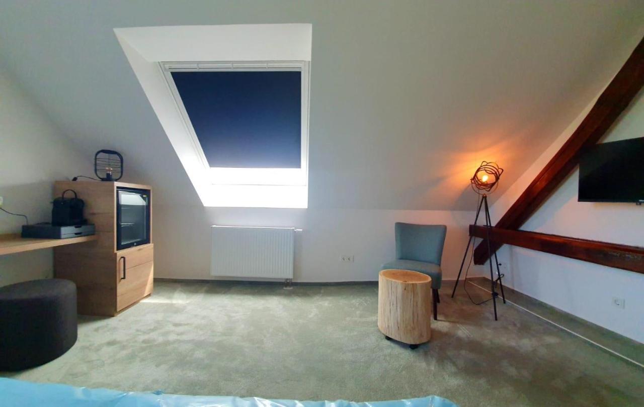 Hotel Le Filou 힐레 외부 사진